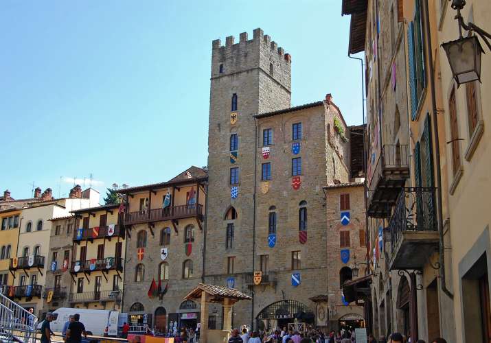 Palazzi, ville e dimore storiche a Arezzo in affitto