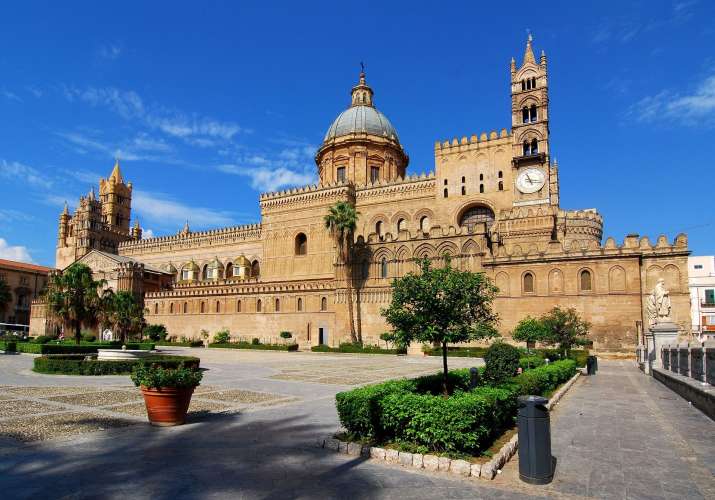 Palazzi, ville e dimore storiche a Palermo in affitto