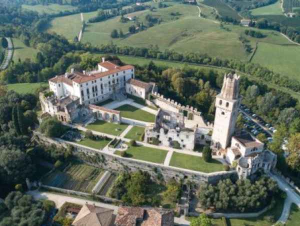 Affitta sale meeting di Castello San Salvatore a Susegana