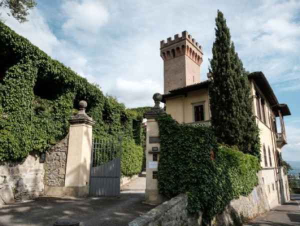 Affitta sale meeting di Villa La Torrossa a Fiesole