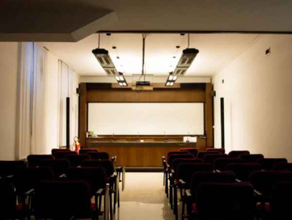 Affitta sale meeting di Sala Sigmund Freud a Milano