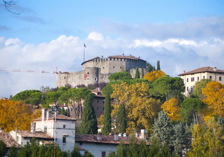 Palazzi, ville e dimore storiche a Gorizia in affitto