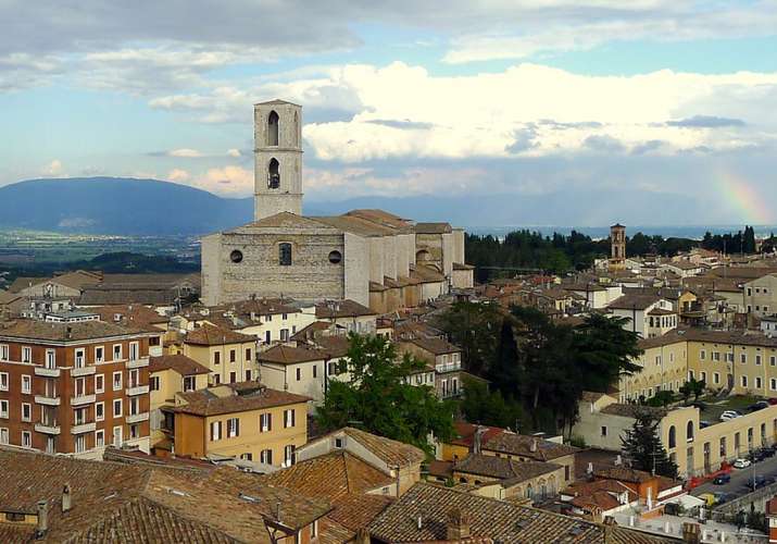 Palazzi, ville e dimore storiche a Perugia in affitto